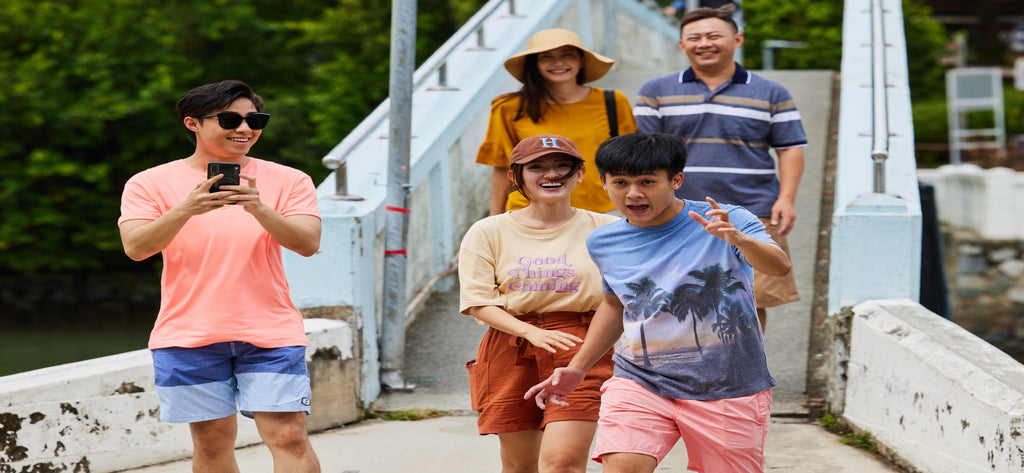 Your World in Mine 你的世界我们懂 Content Distribution